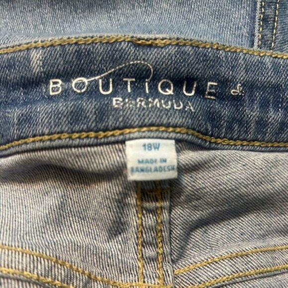 Boutique 5 pocket denim cuffed Bermuda shorts. size 18W - Picture 4 of 4